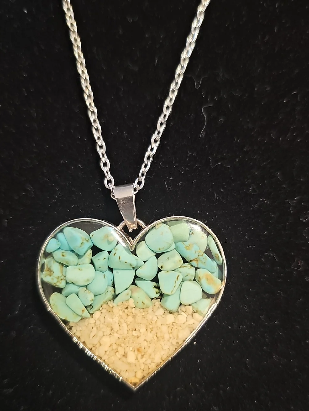 B‎ Heart Turquoise Sand Pendant Necklace Womens Size OS Blue Silver Beachy Boho